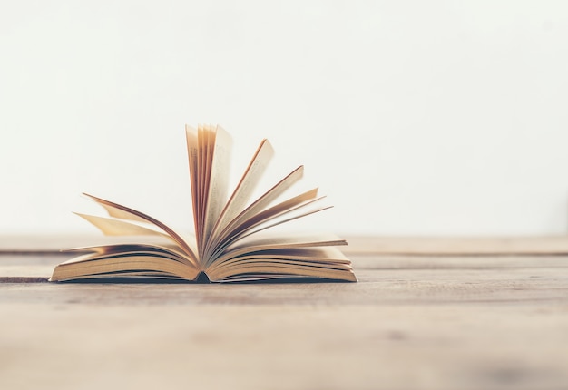 新名爵6的碰撞测试获得了几颗星？